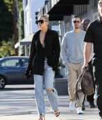 Access_Kardashian_09.jpg