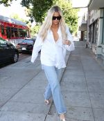 Access_Kardashian_018.jpg