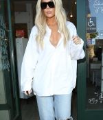 Access_Kardashian_04.jpg