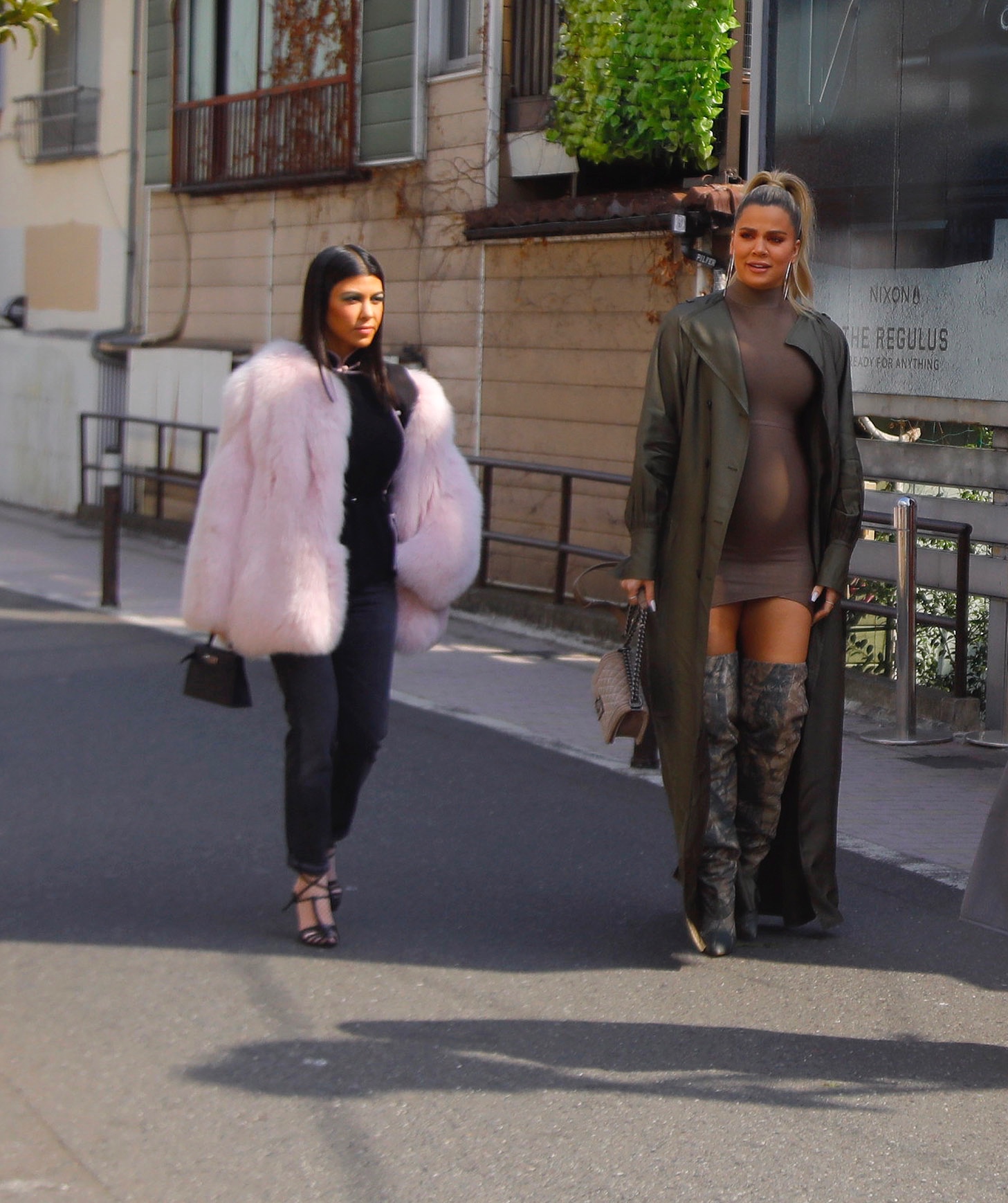 Access_Kardashian_04.jpg