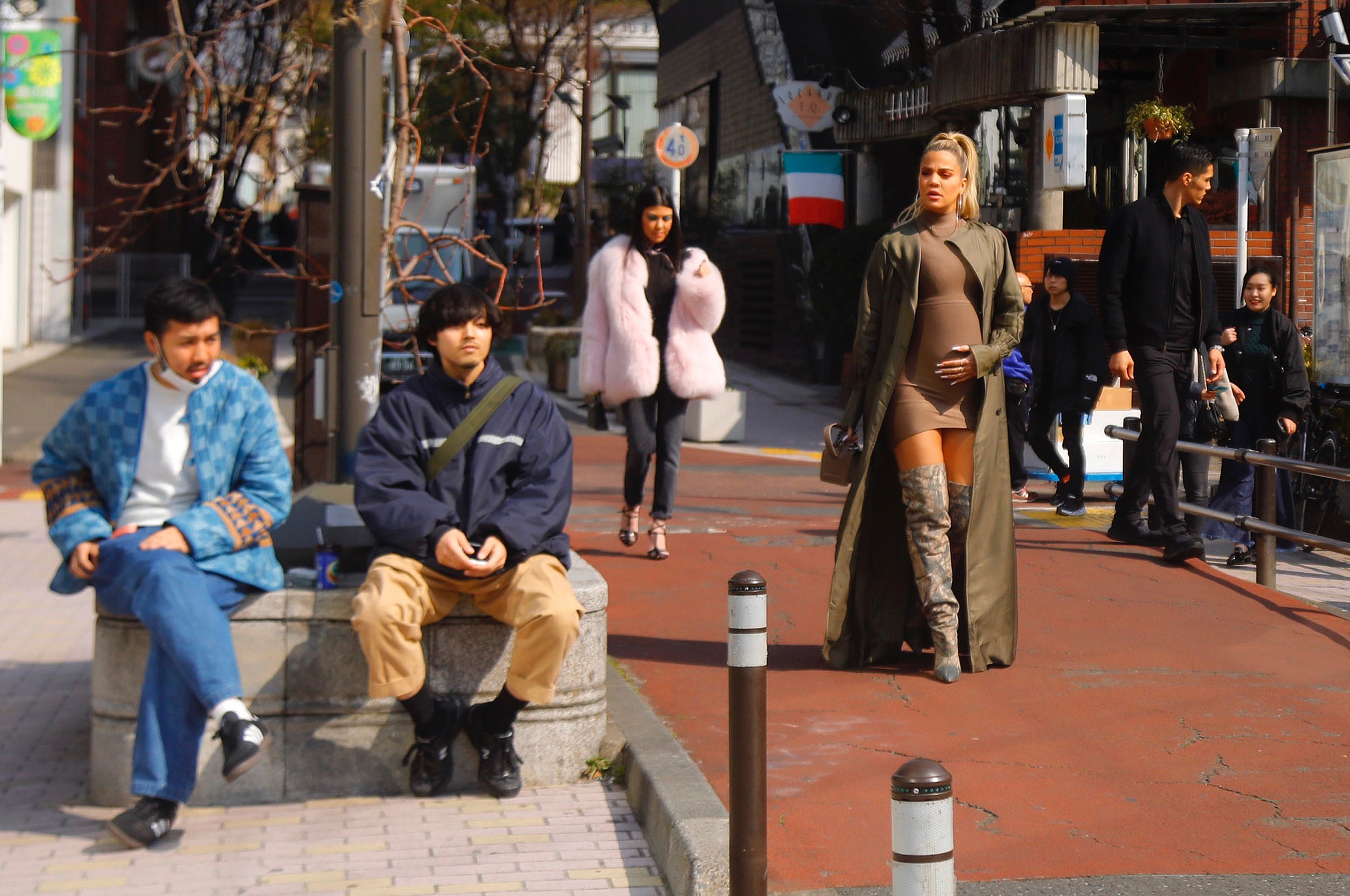 Access_Kardashian_05.jpg