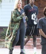 Access_Kardashian_03.jpg