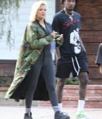 Access_Kardashian_06.jpg