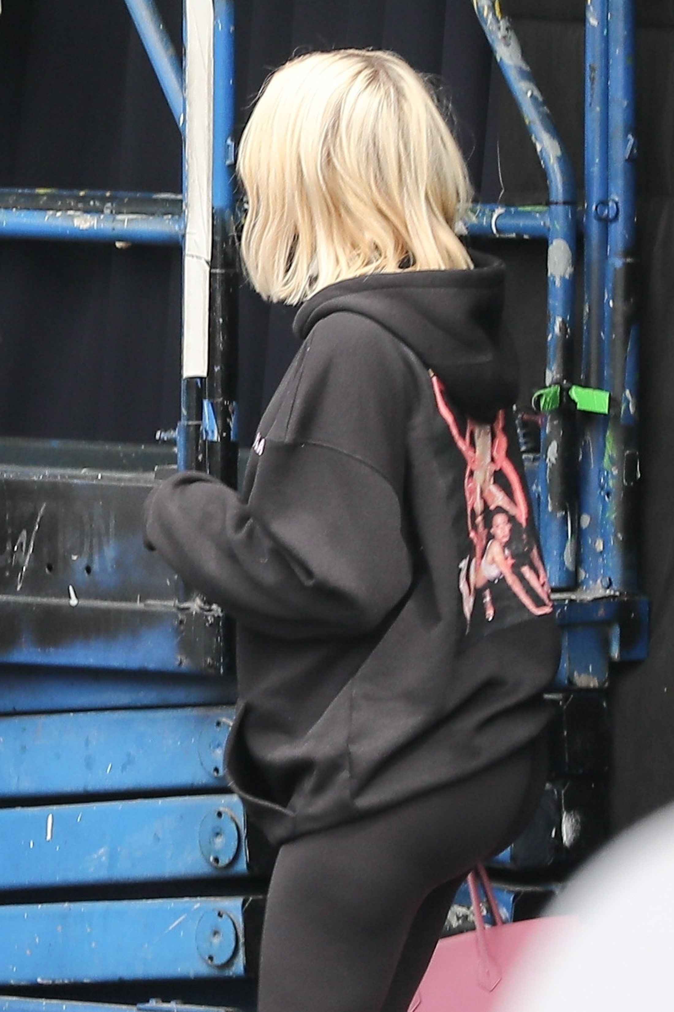 Access_Kardashian_01.jpg