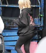 Access_Kardashian_02.jpg