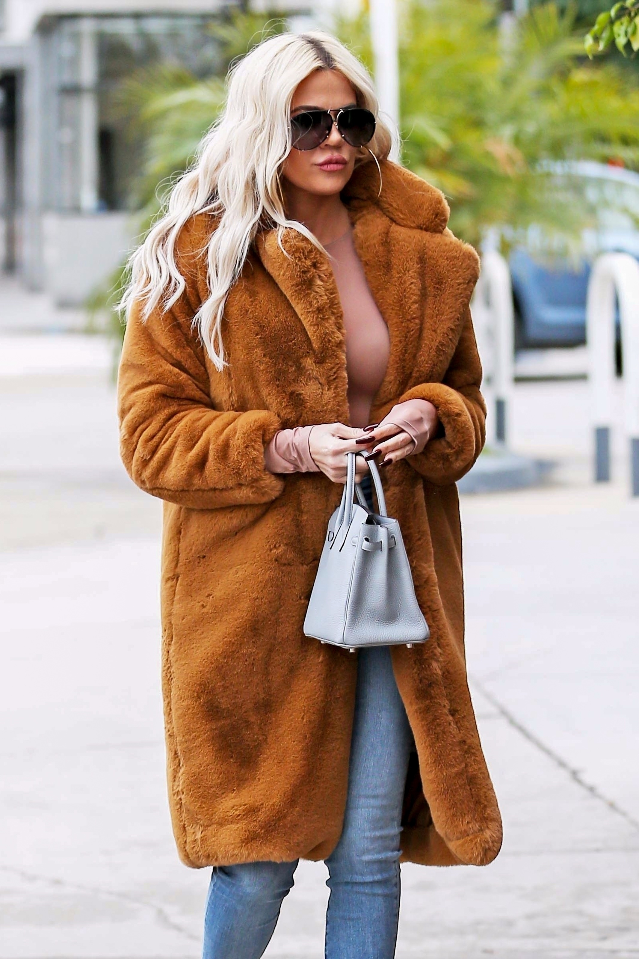 Access_Kardashian_02.jpg