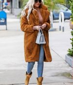 Access_Kardashian_03.jpg