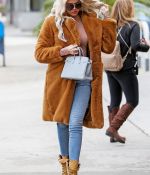 Access_Kardashian_06.jpg