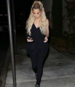 Access_Kardashian_02.jpg