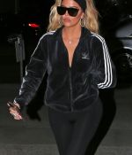 Access_Kardashian_03.jpg