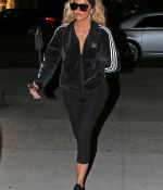 Access_Kardashian_06.jpg