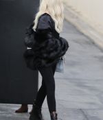 Access_Kardashian_01.jpg