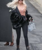 Access_Kardashian_03.jpg