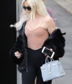 Access_Kardashian_030.jpg
