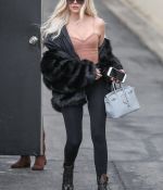 Access_Kardashian_08.jpg