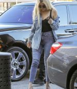 Access_Kardashian_09.jpg