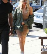 Access_Kardashian_011.jpg