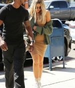Access_Kardashian_06.jpg