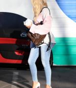 Access_Kardashian_08.jpg