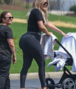 Access_Kardashian_05.jpg