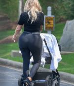 Access_Kardashian_08.jpg