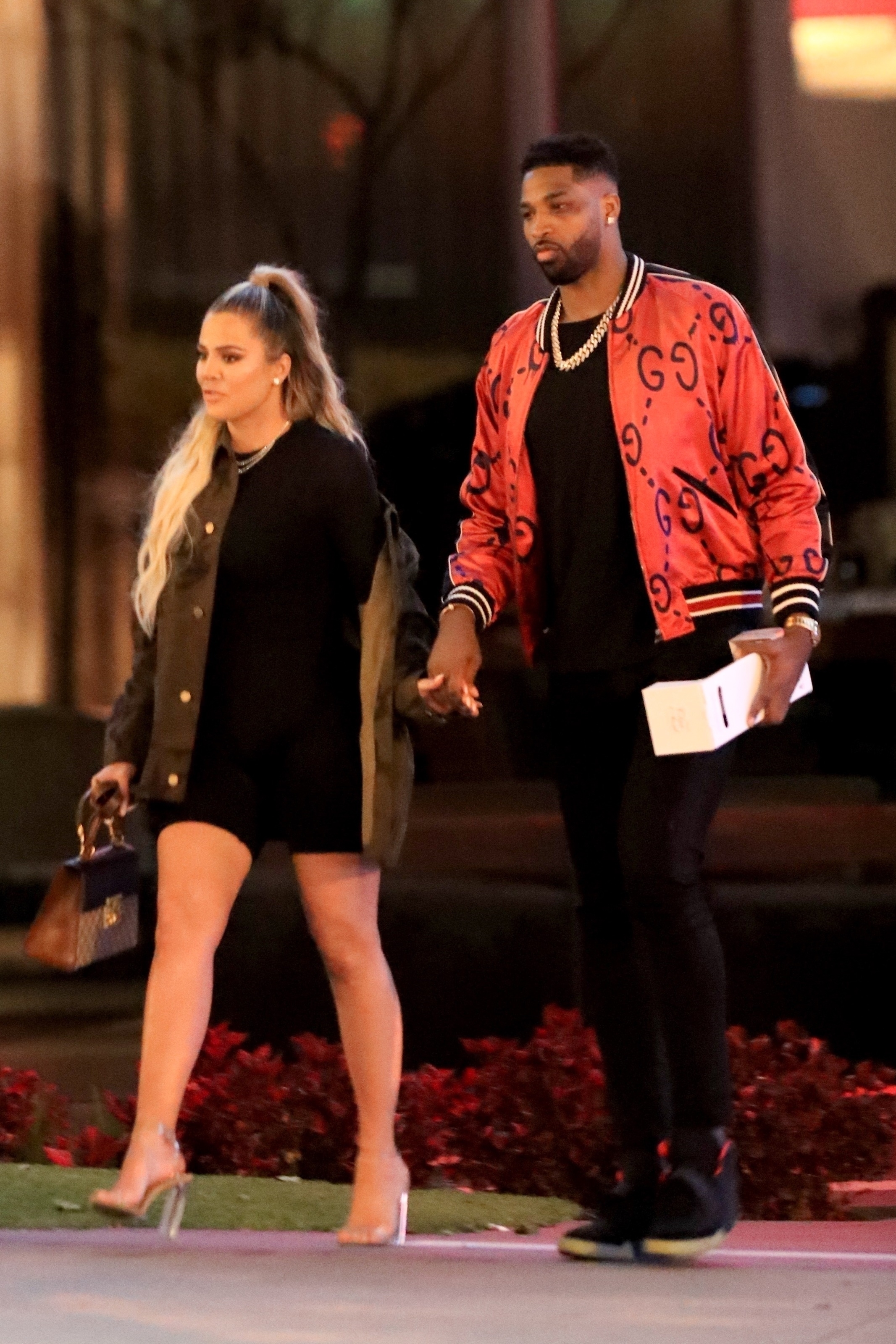 Access_Kardashian_03.jpg