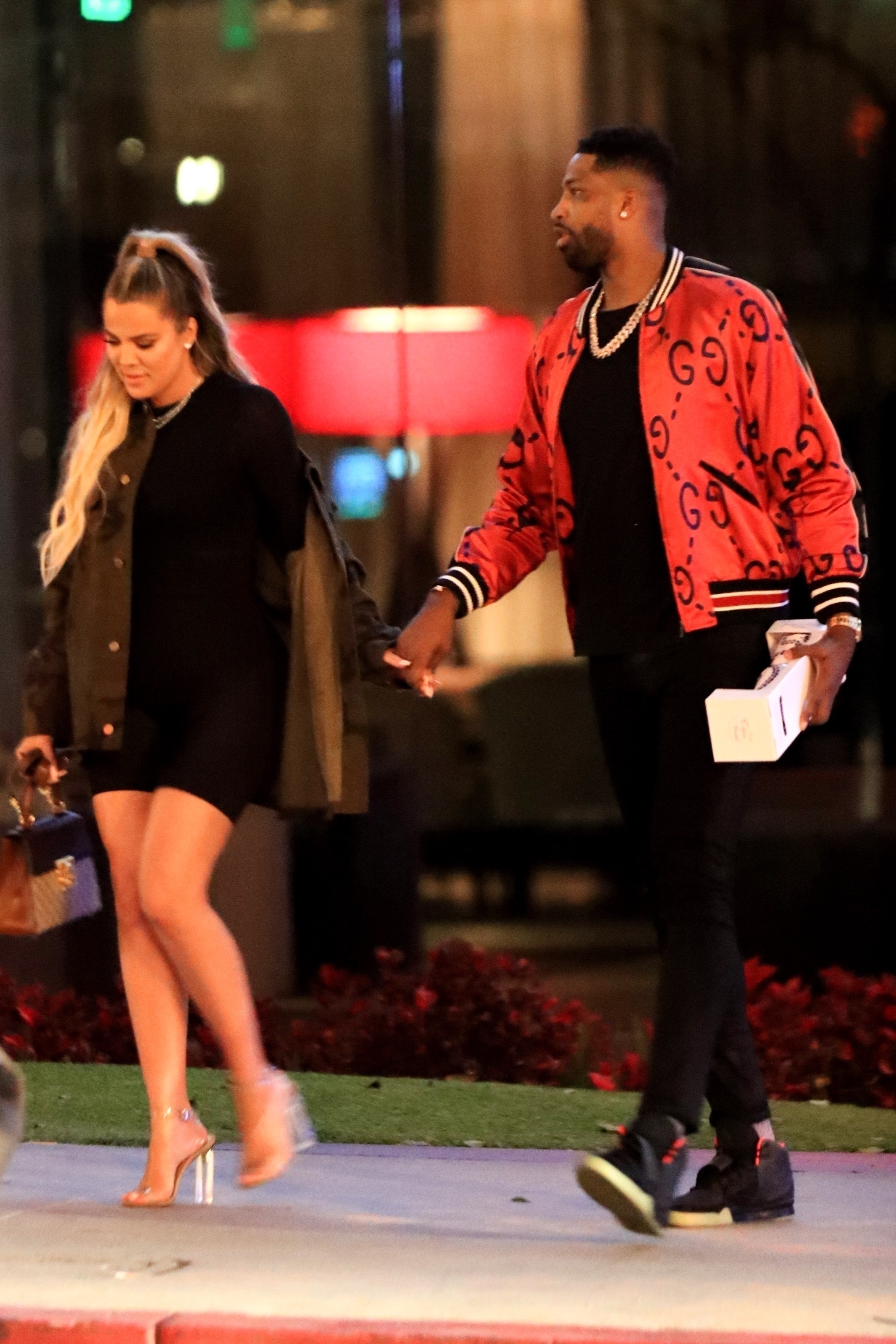 Access_Kardashian_07.jpg