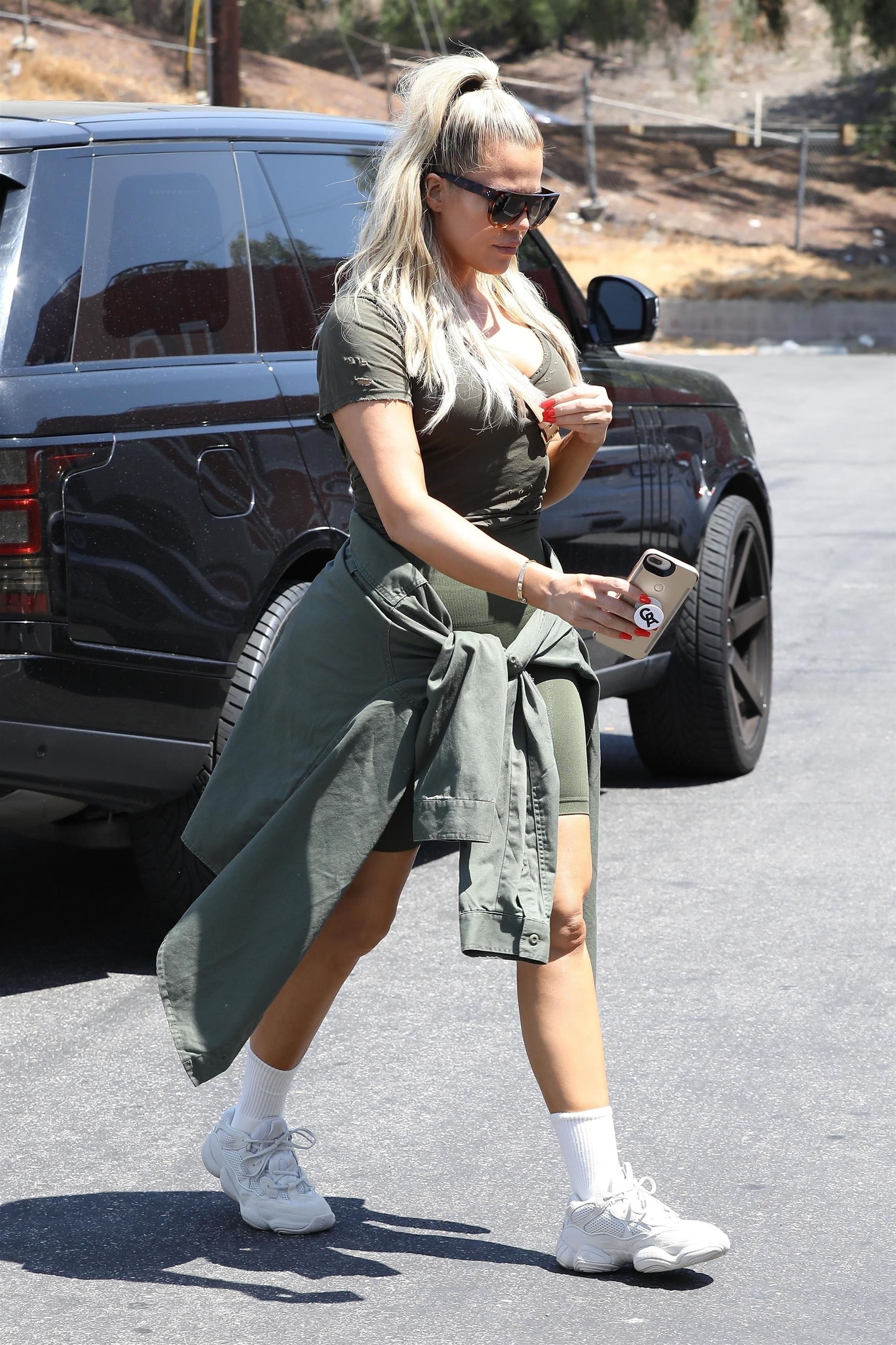 Access_Kardashian_015.jpg