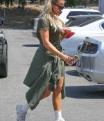 Access_Kardashian_09.jpg