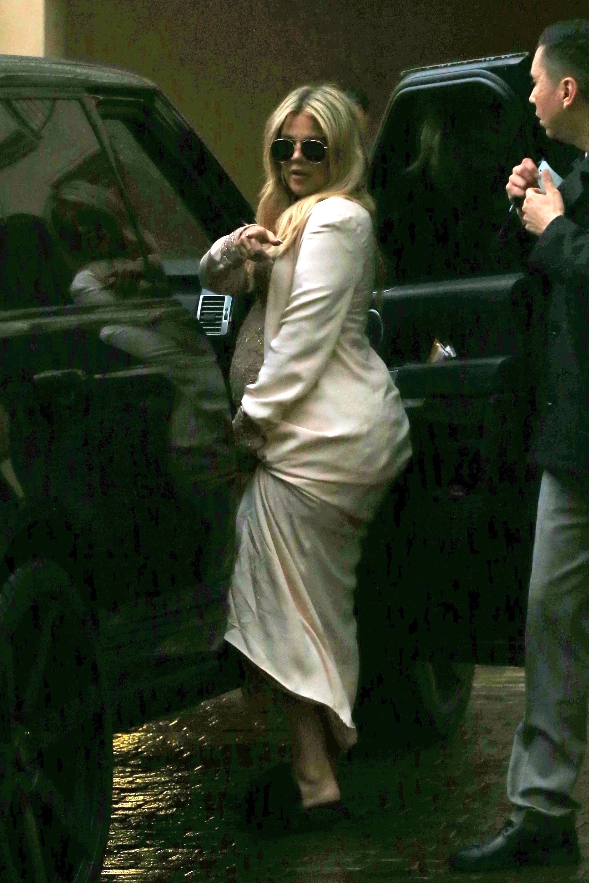 Access_Kardashian_02.jpg