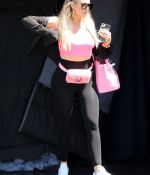 Access_Kardashian_06.jpg