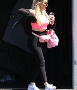 Access_Kardashian_08.jpg