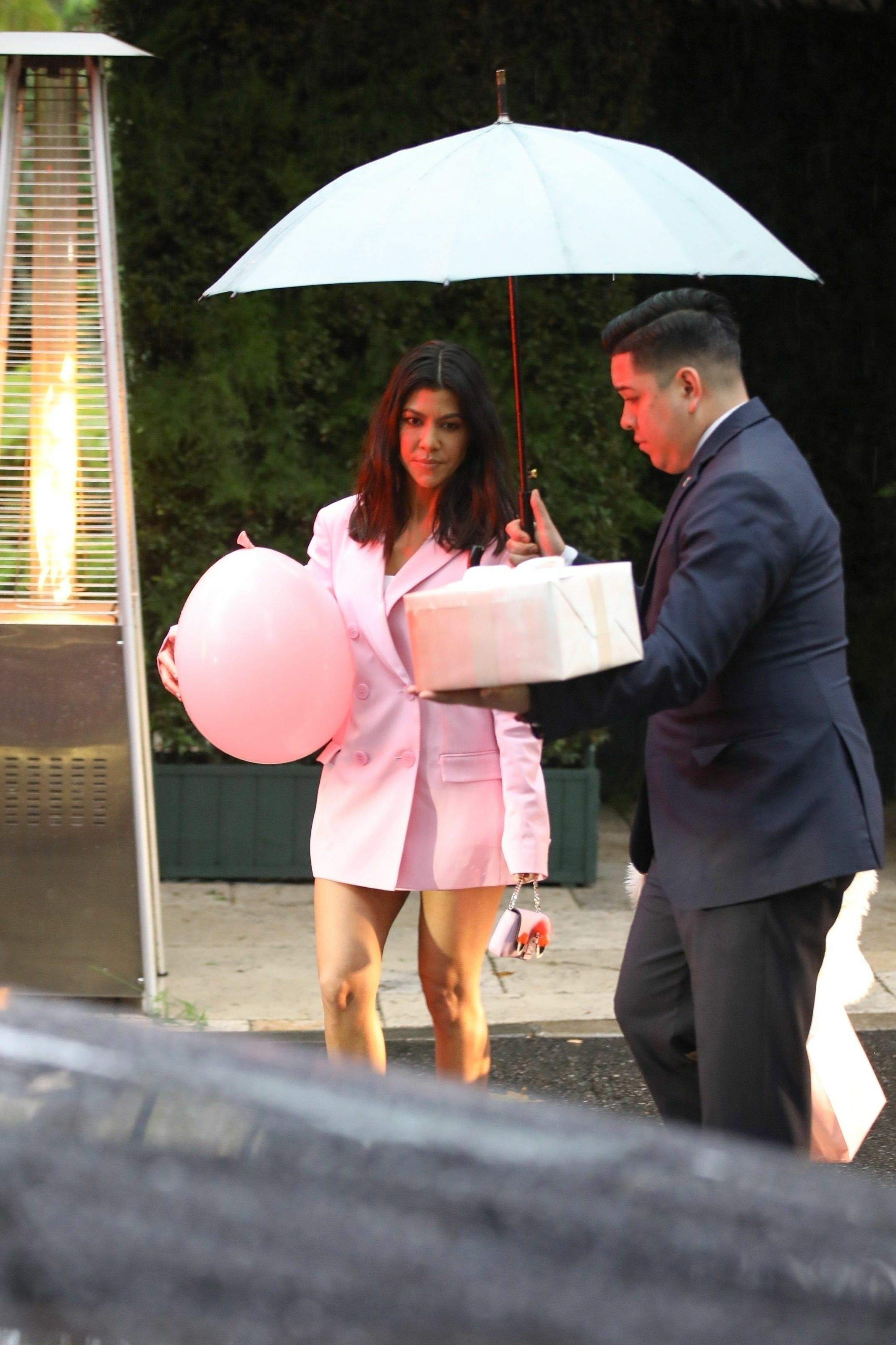 Access_Kardashian_01.jpg