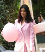 Access_Kardashian_04.jpg