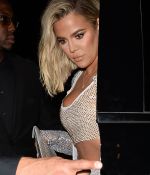 Access_Kardashian_03.jpg
