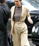 Access_Kardashian_01.jpg