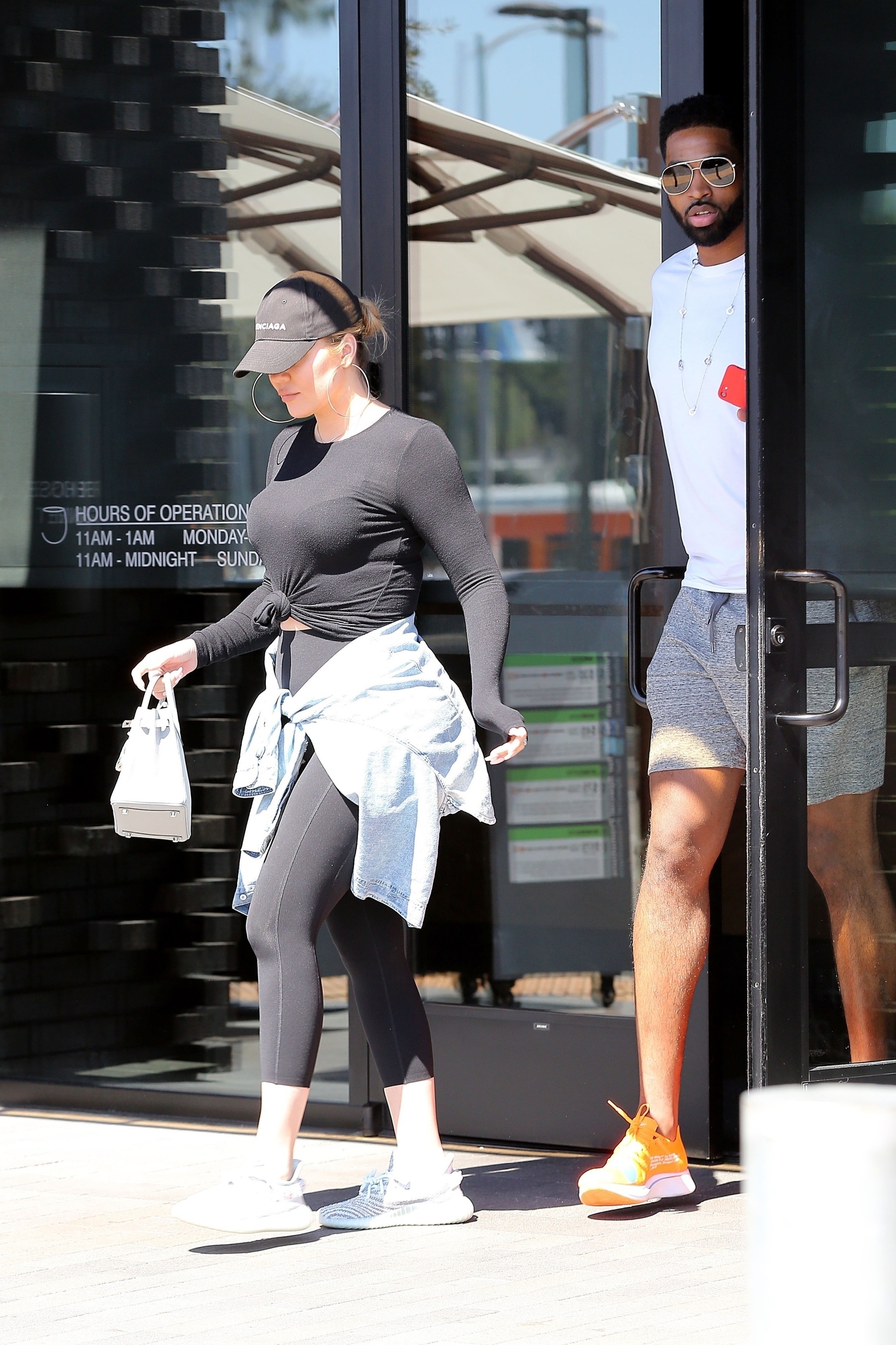 Access_Kardashian_04.jpg