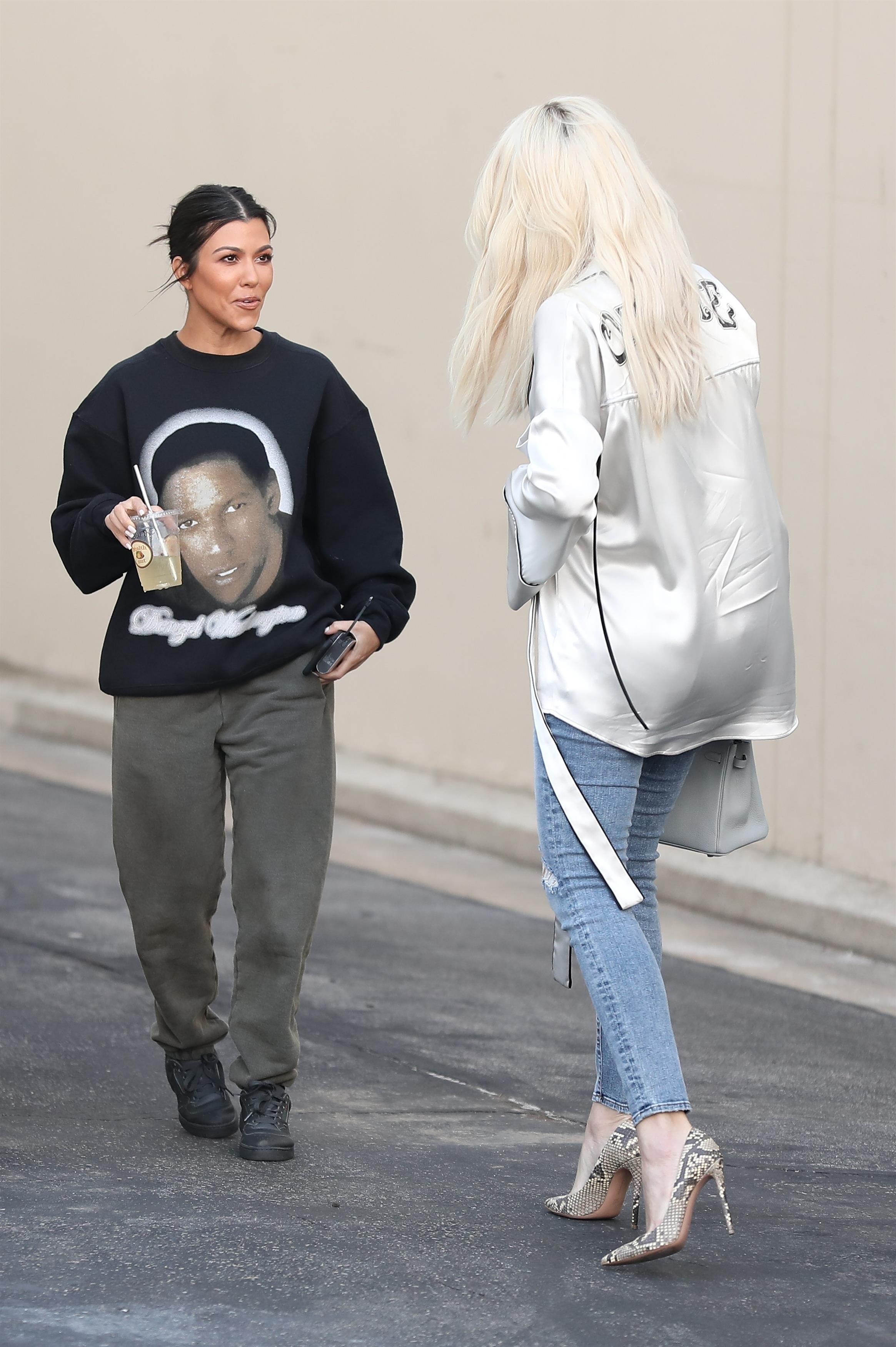 Access_Kardashian_03.jpg