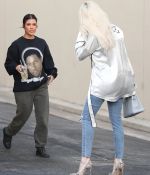 Access_Kardashian_05.jpg