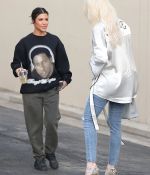 Access_Kardashian_07.jpg