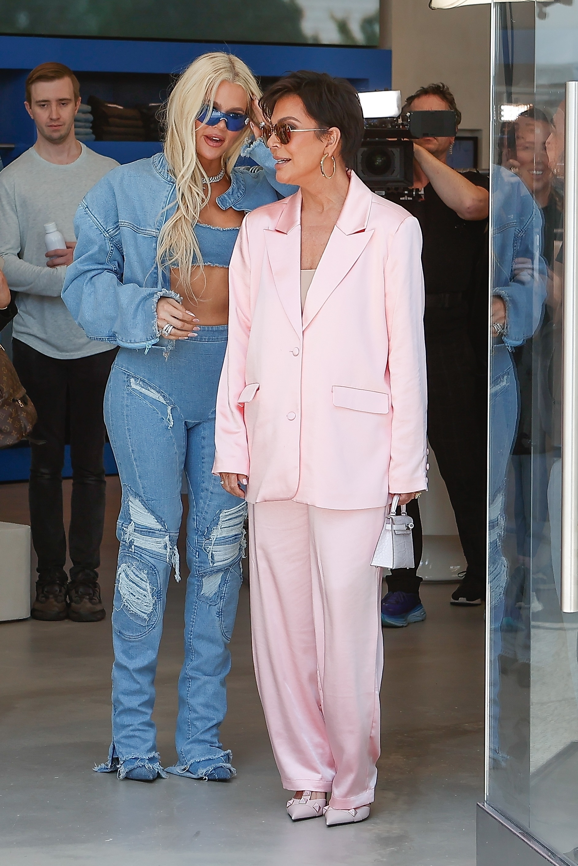 Access_Kardashian_07.jpg