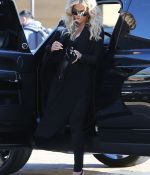 Access_Kardashian_08.jpg