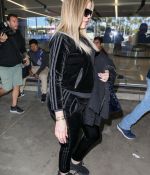 Access_Kardashian_08.jpg