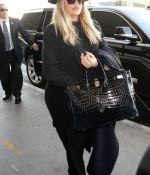 Access_Kardashian_06.jpg