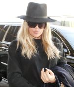 Access_Kardashian_08.jpg
