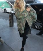 Access_Kardashian_01.jpg