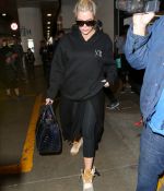 Access_Kardashian_08.jpg
