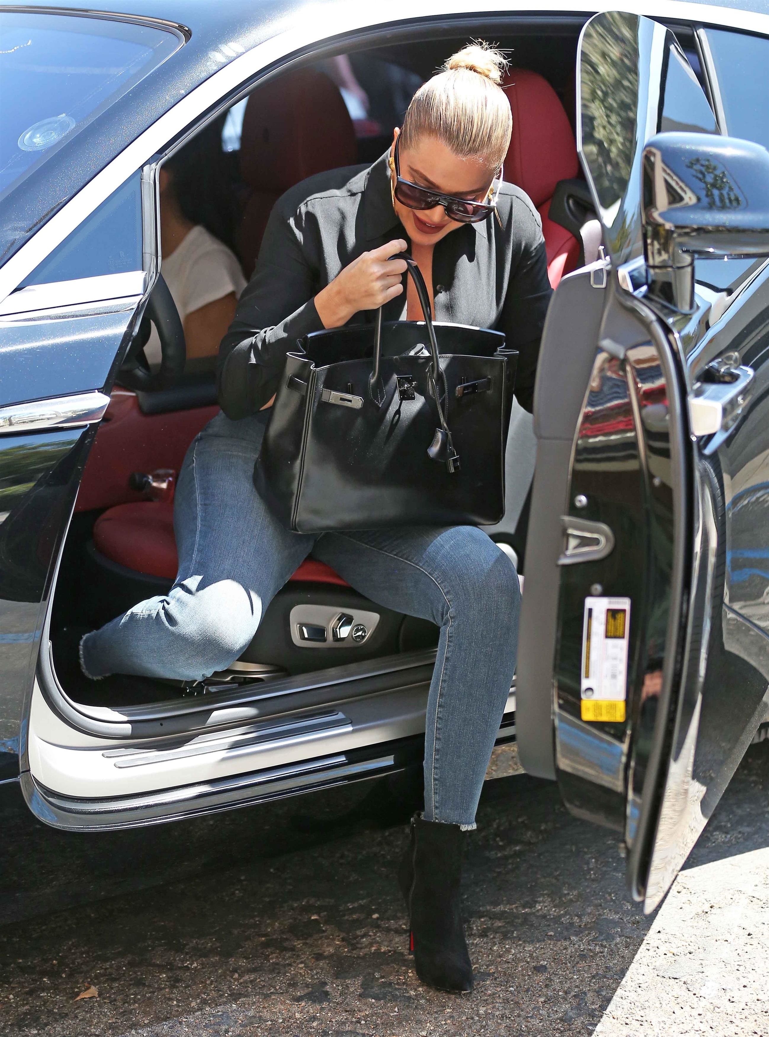 Access_Kardashian_06.jpg