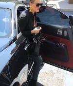 Access_Kardashian_07.jpg