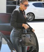 Access_Kardashian_08.jpg